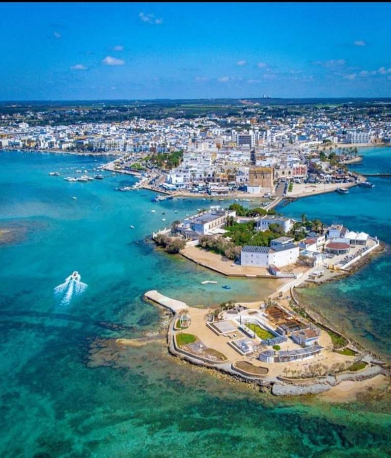 Mon Amour Lägenhet Porto Cesareo Exteriör bild